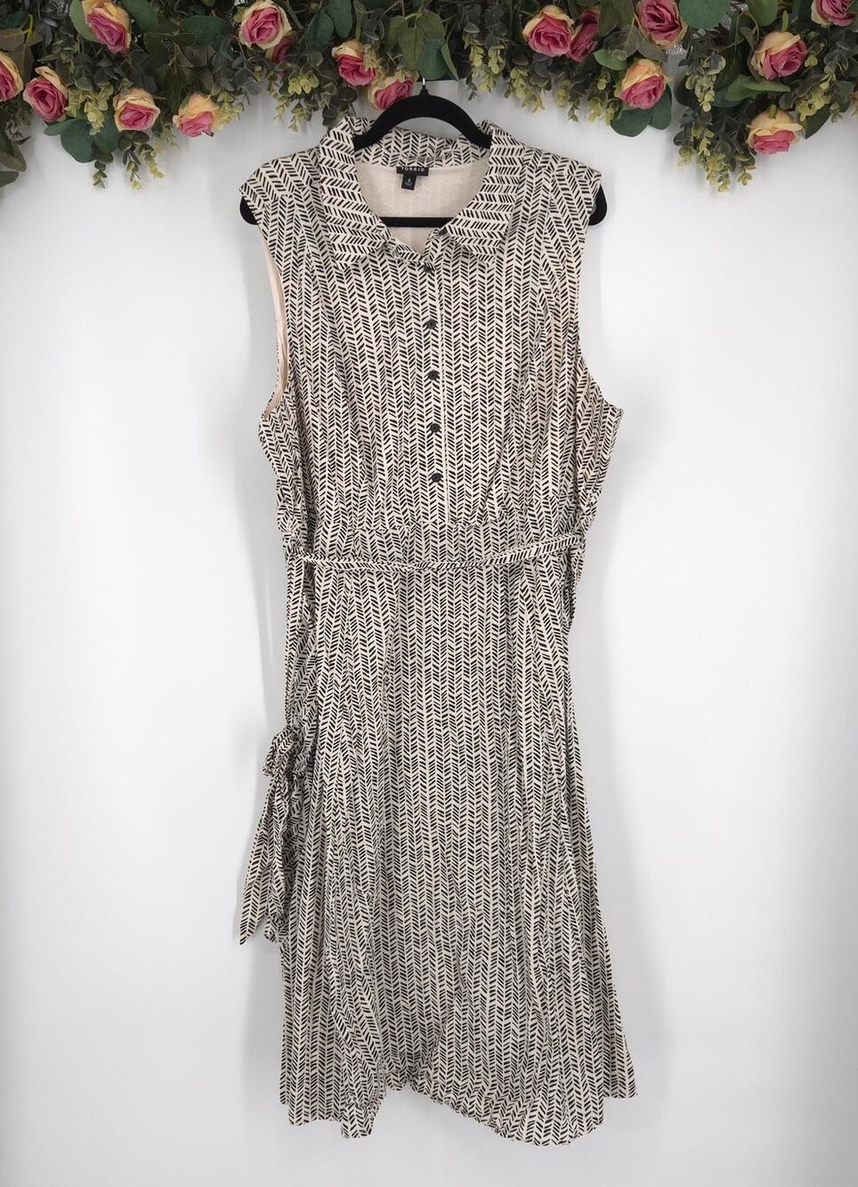 Torrid Midi Poplin Collared Shirtdress in Dawn Chevron Dew Size 3